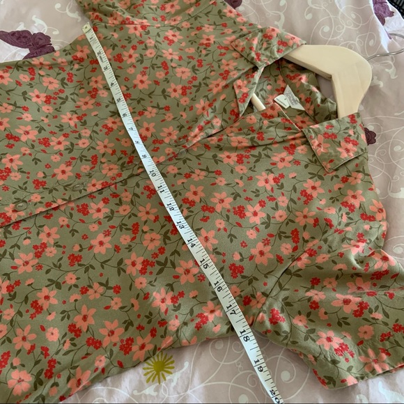 Christopher & Banks Dress size 4, Flower Print. - Picture 10 of 17